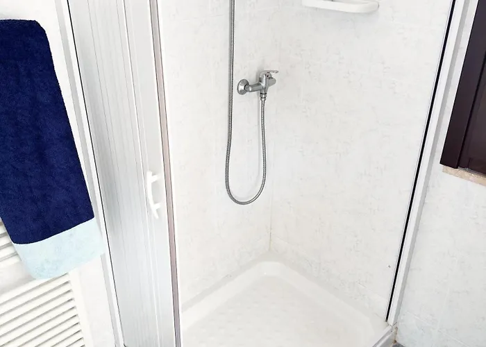 Catona House アパート